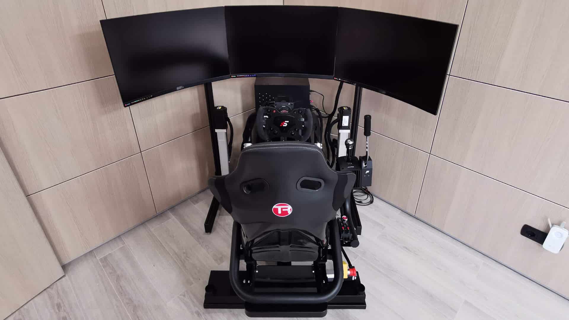 simulatore di guida aggressive team